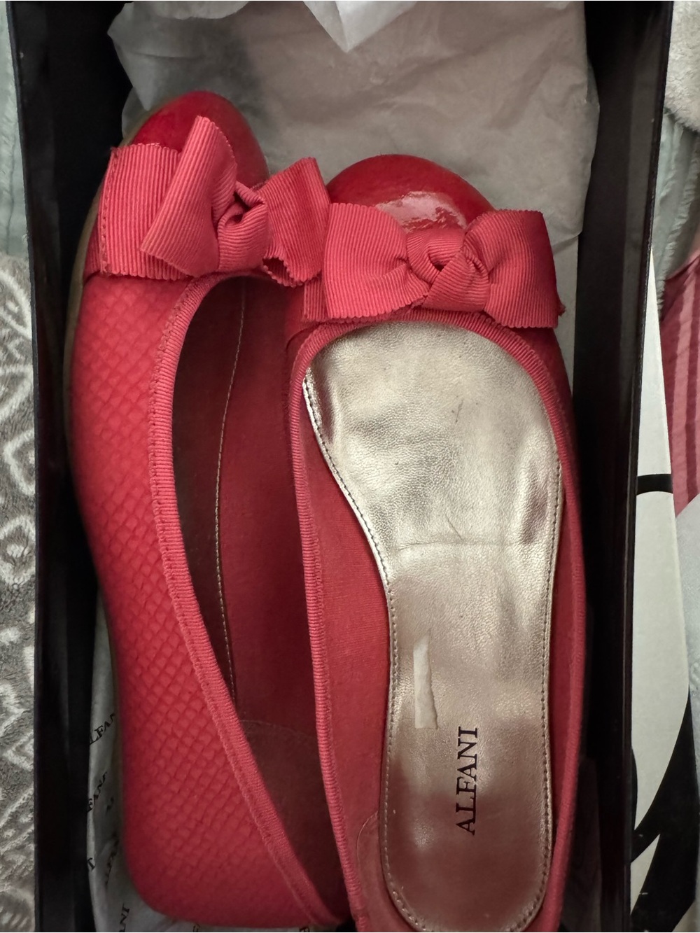 Alfani Pink Bow Ballet Flats with Textured Sides